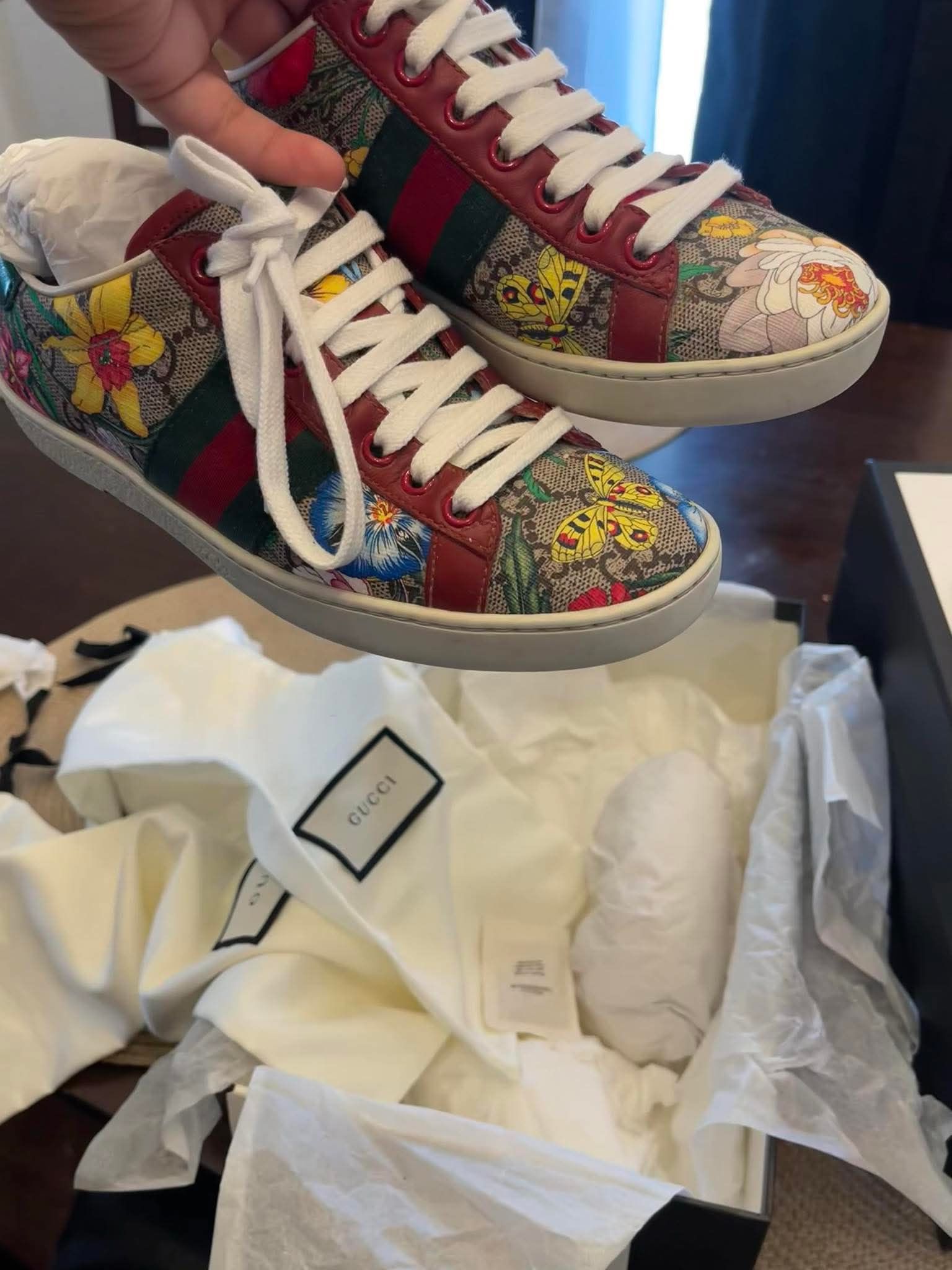 Authentic Gucci Sneakers 