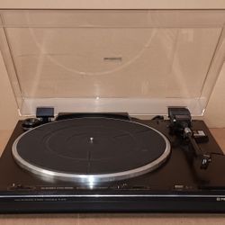 Pioneer PL-570 Turntable, Nice Working Condition