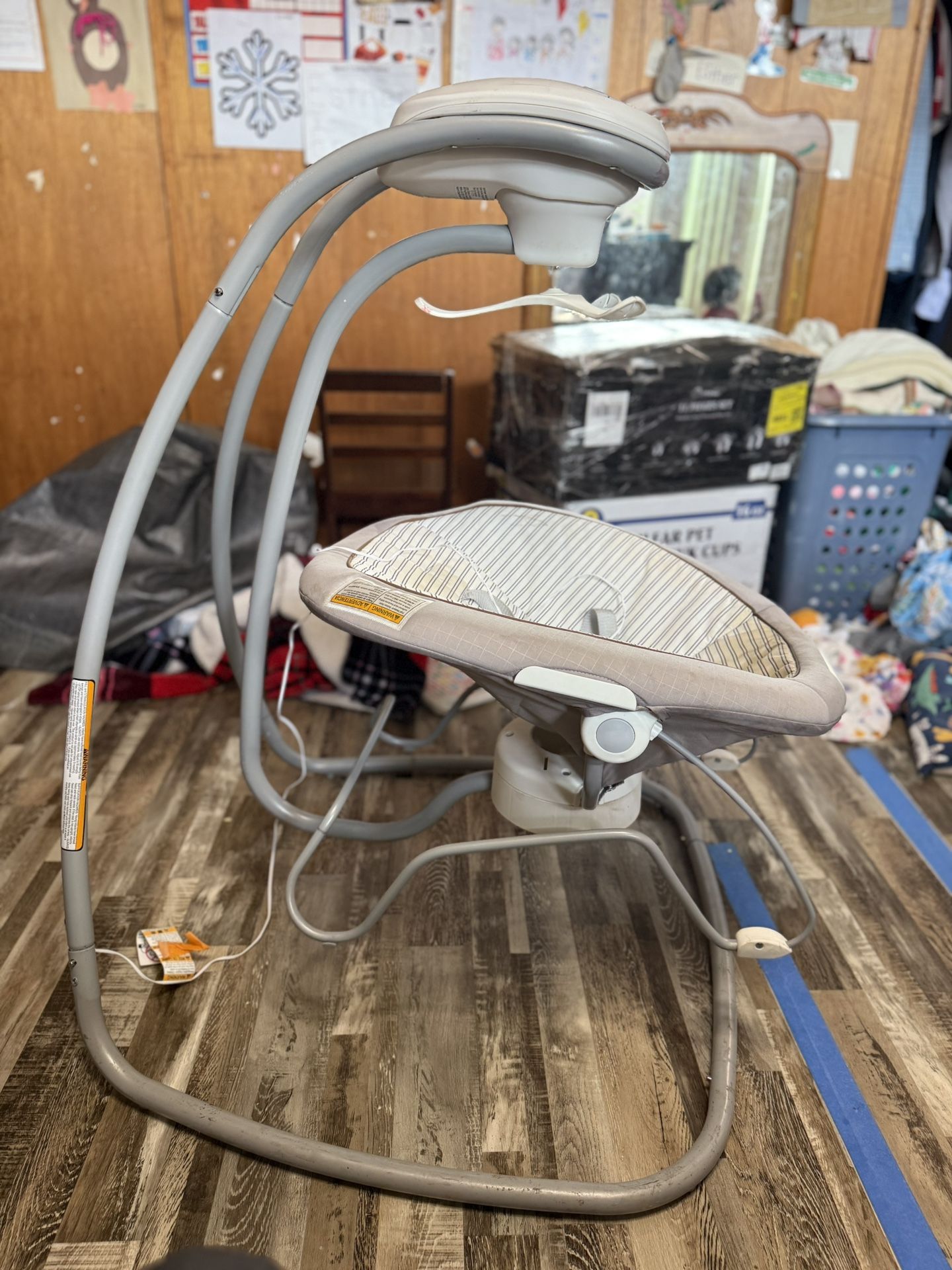 Graco Baby Swing – Multi-Speed with Music & Motion