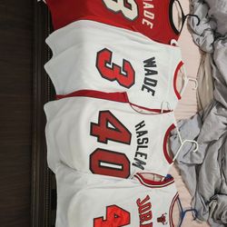 Jerseys Sizes S -M 