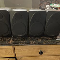 Polk Audio Surround Sound Speakers 