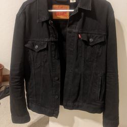 Black Denim Levi's Jacket Size Medium