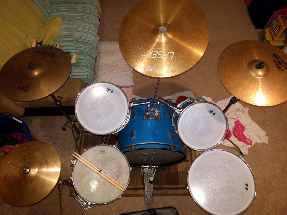 Drums set 9 pieces