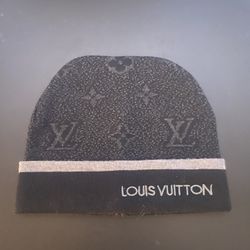 Black Lv winter Beanie