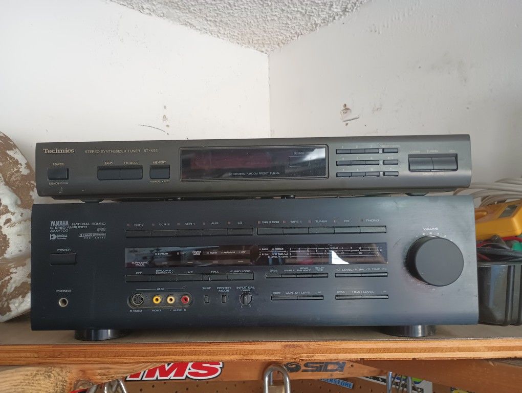 Yamaha Natural Sound Amplifier.. Avx700