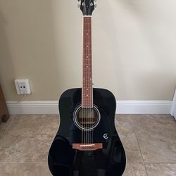 Acoustic Guitar/Case/Stands