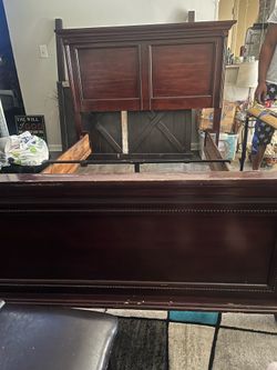 Queen adjustable bed to a full