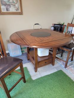 Running table lazy Susan and chairs