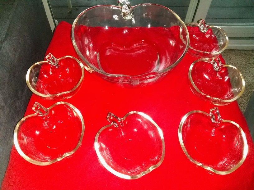 Vintage Apple Shape Fruit Salad Bowl With Six Small Bowls