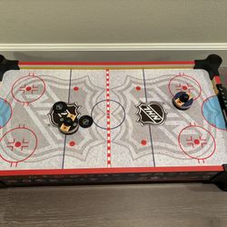 Air Hockey Table