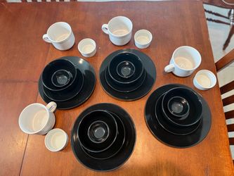 Plates/Bowls/Sauce Bowls