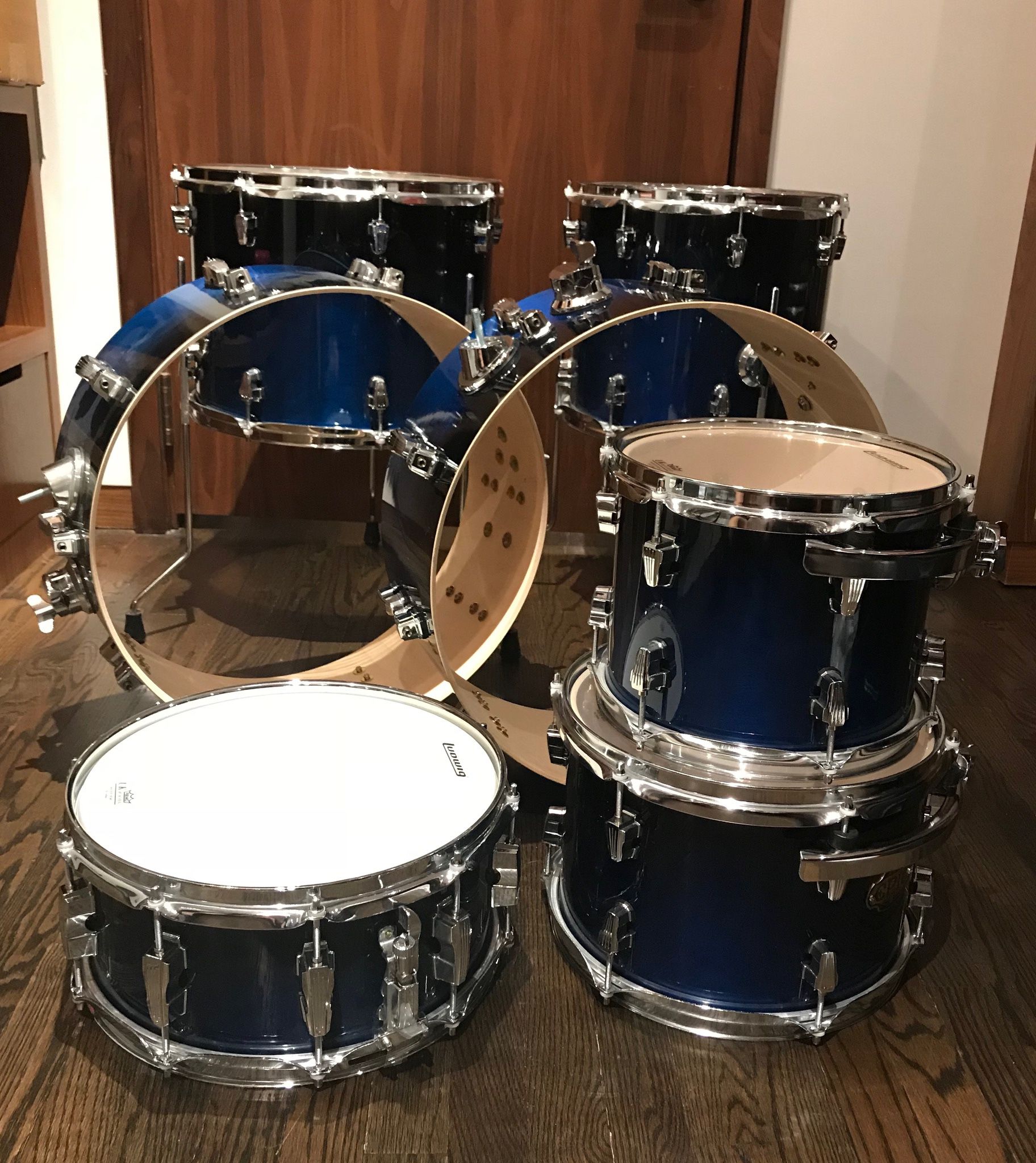  Ludwig Epic 7 piece Shell Pack Drum Set, circa 2009; Blue Fade $700