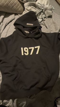 1997 Essential Hoodie Size Small men