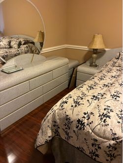 Queen bedroom set three nightstand, chest dresser, complete cancer pillows 35 inch TV and DVD everything you see in the picture