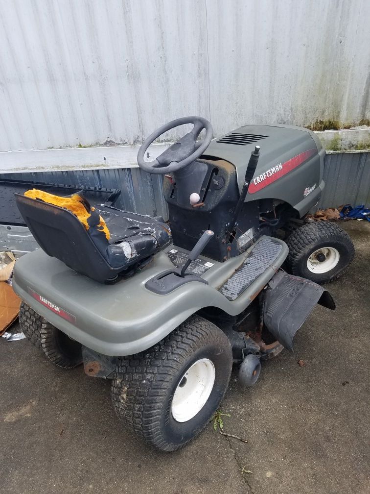 Craftsman riding mower lt2000