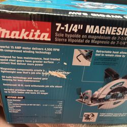 Makita 15 Amp 7-1/4 in. Corded Lightweight Magnesium Hypoid Circular Saw with built in fan and 24T Carbide blade