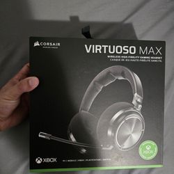 Corsair Virtuoso Max gaming headsets