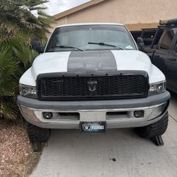 1998 Dodge 1500 2 Door 190000 Miles