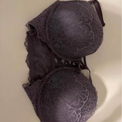 Victoria’s Secret 32DD 