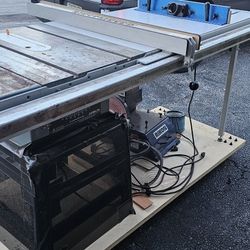 Delta 10” Table Saw – 52” Table, Biesemeyer Fence, Rockler Router Lift, Extra Blades