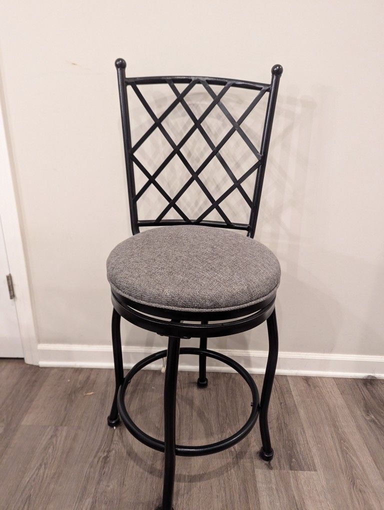 3 barstools 