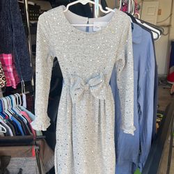 Girls Dress Size 5.