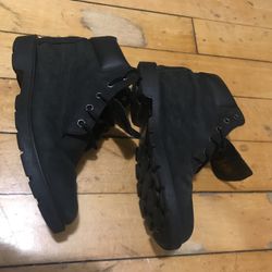 Authentic Timberland Boots Sz 5