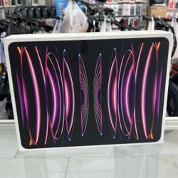 iPad Pro 12.9” 6th Gen M2 128GB! Finance For $50 Down Payment!!