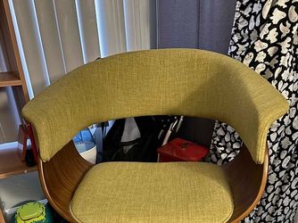 Green Retro Vintage Chair