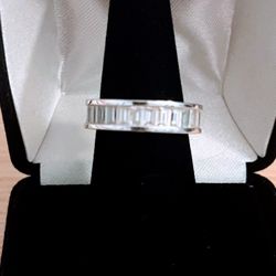 925 Sterling Silver Wedding Band Sz 7.5 -