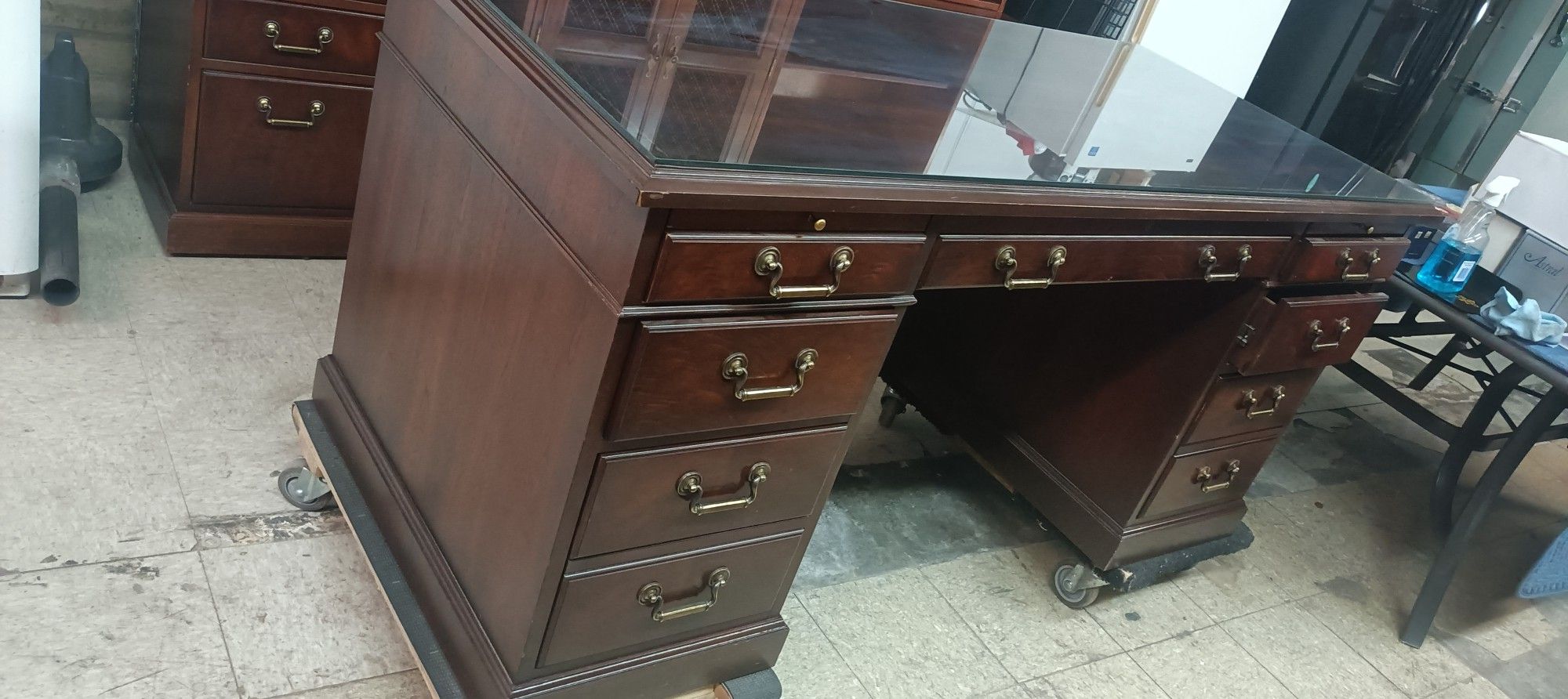 Large Desk