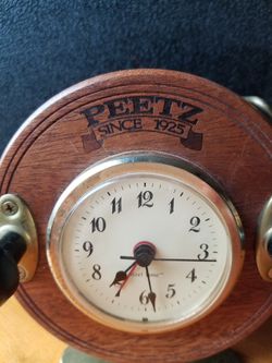 Peetz Reel Alarm Clock for Sale in Westwood, NJ - OfferUp