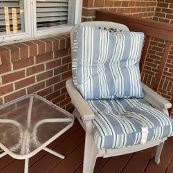 OVERSIZED RESIN ADJUSTABLE CHAIR WITH FOOT REST AND TABLE