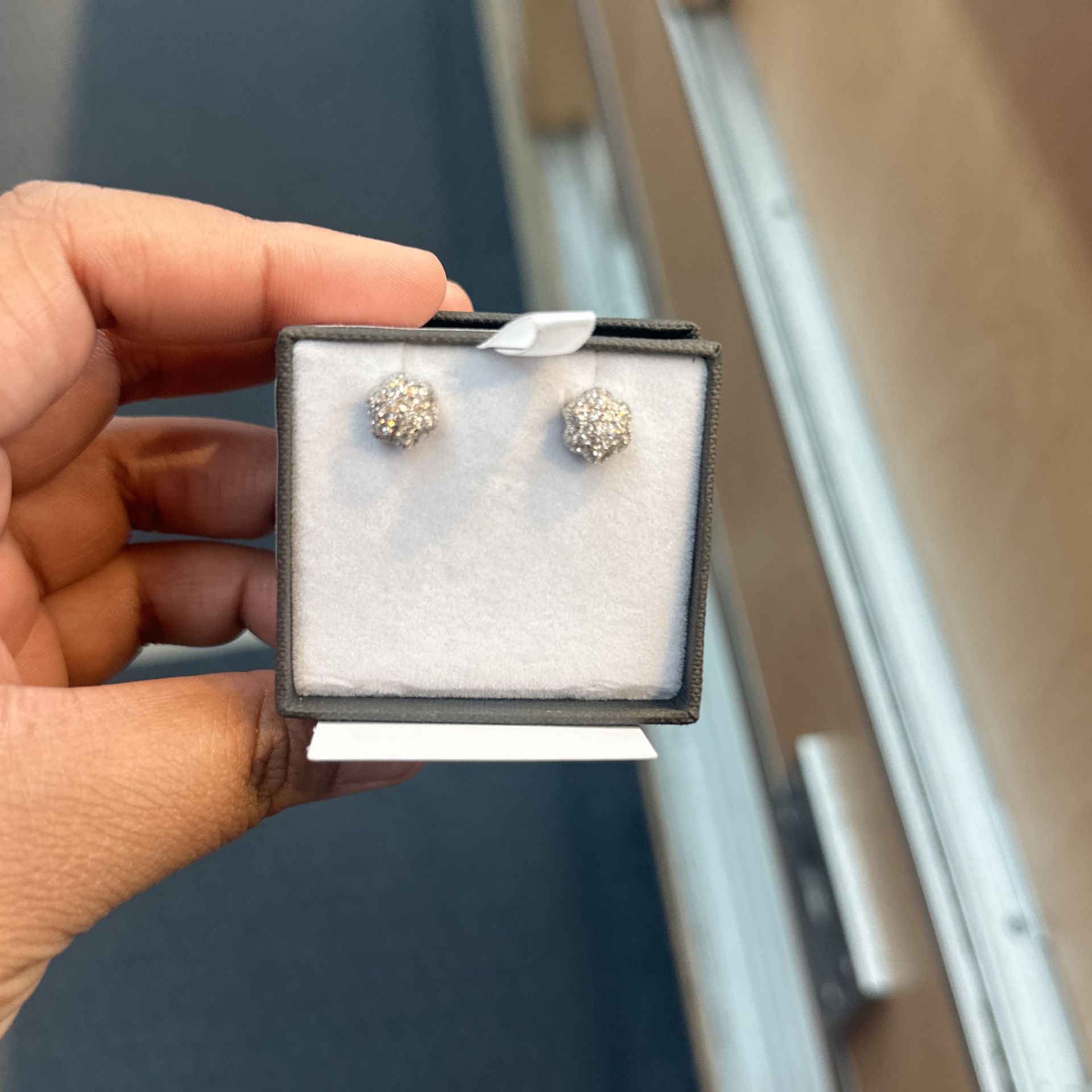 10k Diamond Cluster Earrings