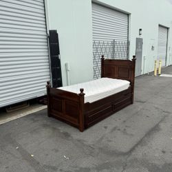 Twin Trundle Bed $300