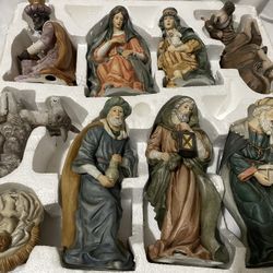 Grandeur Noel Nativity Set ~ 9 Pc Large Porcelain Nativity Figures ~ In Box 