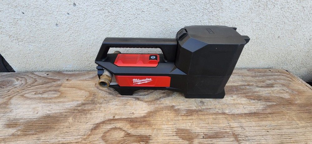 Milwaukee Transfer Pump Tool Only