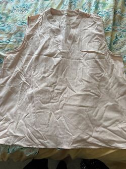 Plus size women’s top/blouse (size 5xl)