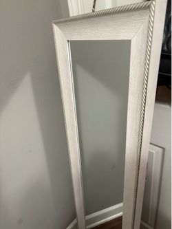 Long body mirror