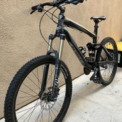 Full Suspension Mountain Bike