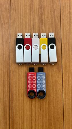 USB Drives (5x 4GB, 2x 16GB)