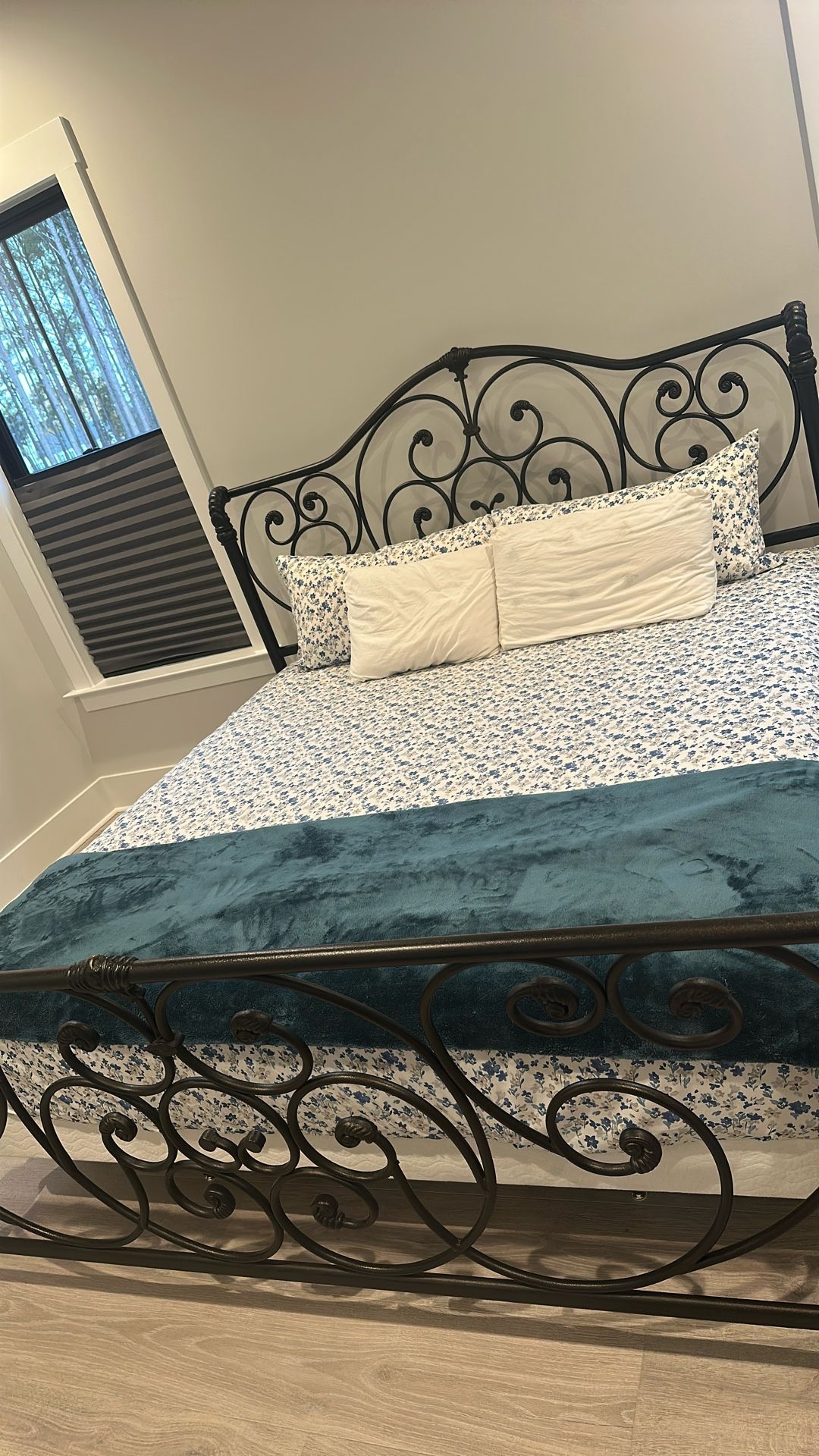 Solid Iron Metal King Bed, Frame And Mattress