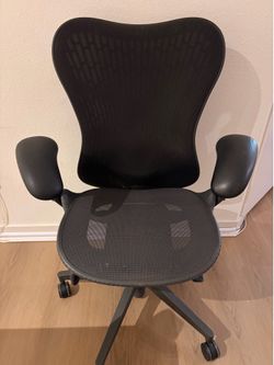 Herman Miller Mirra 2 Ergonomic Office Chair - Graphite Black