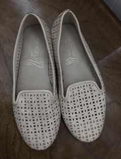 Women”s Shoes