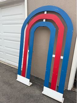 Rainbow Arch Wood Backdrop For Sale