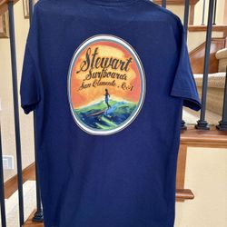 Classic Surf Men’s T-Shirt, Excellent Condition