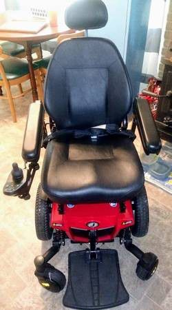 Jazzy 600 ES motorized wheel chair.. Make offer!!
