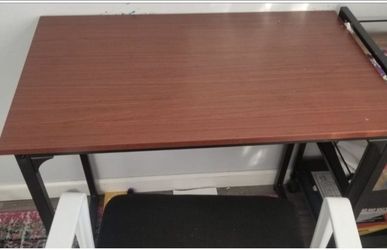31" brand new desk