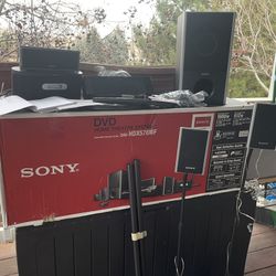 Sony DVD Home Theatre System DAV-HDX576WF