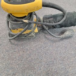 Dewalt Palm Sander